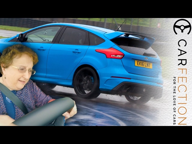 Ford Focus RS: So Easy To Drift Your Mum Can Do It? - Carfection