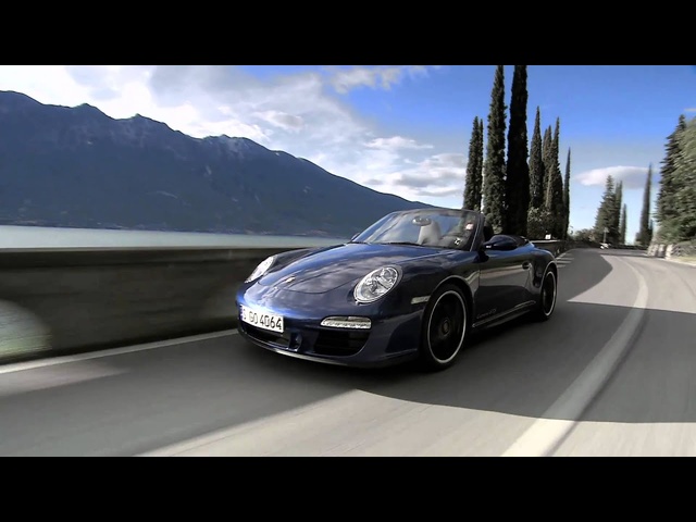 Sneak Peek: Porsche 911 Carrera GTS