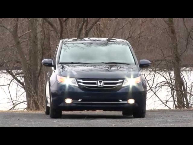 2014 Honda Odyssey Elite - TestDriveNow.com Review with Steve Hammes | TestDriveNow