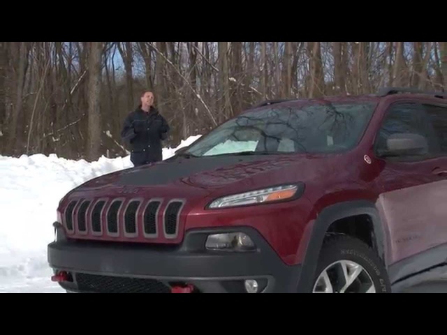 2014 Jeep Cherokee Trailhwak - TestDriveNow.com Review with Steve Hammes | TestDriveNow