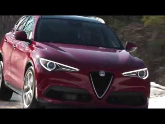 Alfa Romeo Stelvio Sport 2018 | Complete Review | with Steve Hammes | TestDriveNow