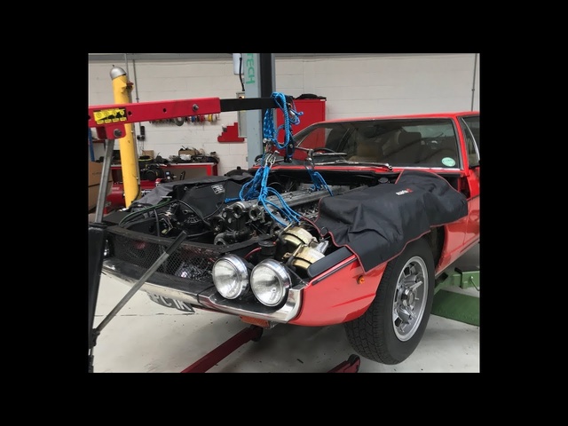 Lamborghini Espada V12 engine rebuild. Part 1, removing the engine
